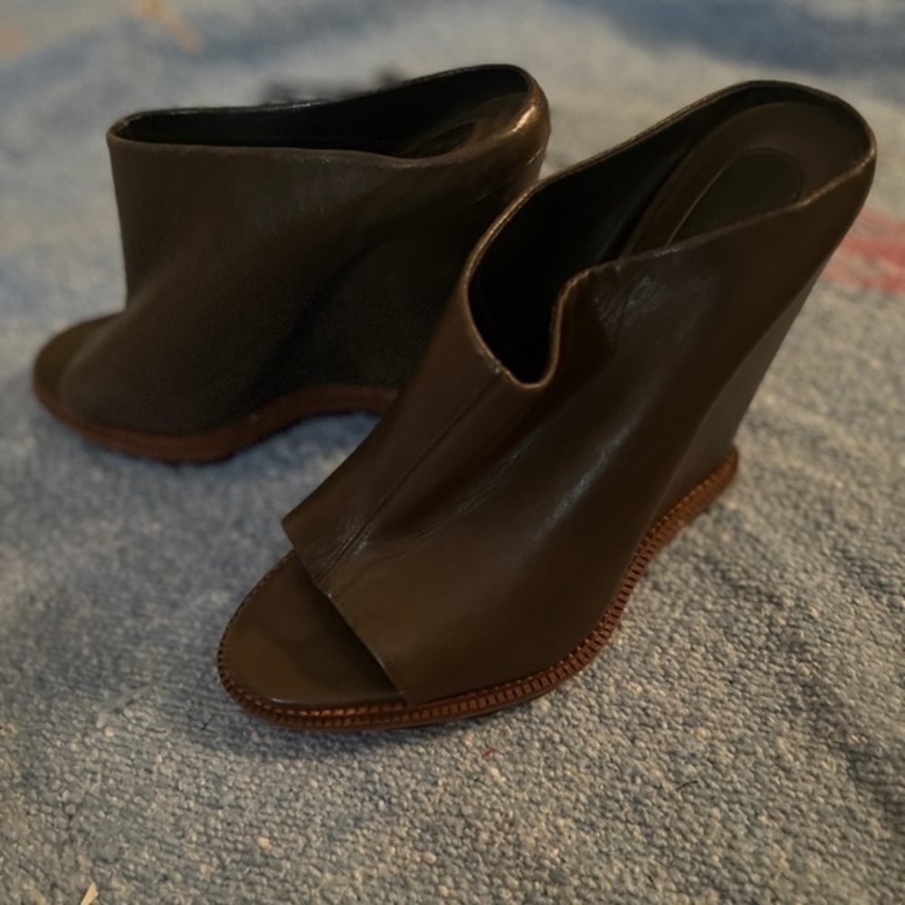 Rare Camilla Skovgaard Wedges - Picture 5 of 5